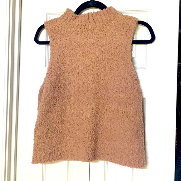 Fab’rik Sleeveless Knit High Neck Top - Picture 5 of 6